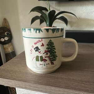 Let it snow Atico 1998 vintage Christmas mug 3” tall